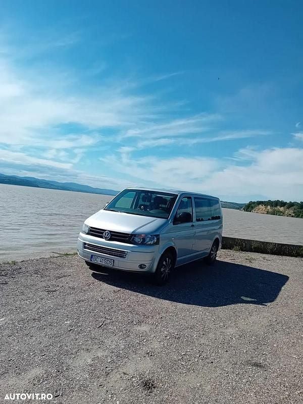 Culoaregri Utilizat 2014 VW T5 Van | 13.900 EUR (Scump) - Imagine 1/4