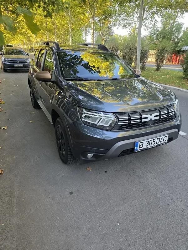 Gri Utilizat 2023 Dacia Duster SUV | 16.500 EUR (Preț OK) - Imagine 1/4