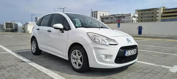 Culoarealb Utilizat 2010 Citroën C3 Advance Hatchback | 2.900 EUR - Imagine 1/4