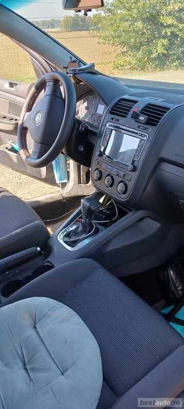 Second-hand VW Golf V 105 CP (77 kW) 2008 Negru Hatchback