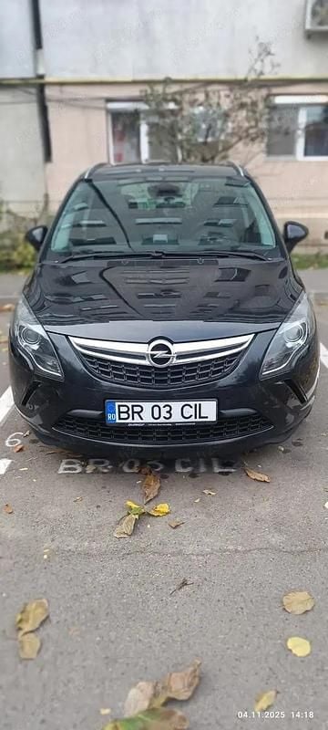 Negru Utilizat 2014 Opel Zafira Tourer Monovolum | 7.000 EUR (Puțin scump) - Imagine 1/4