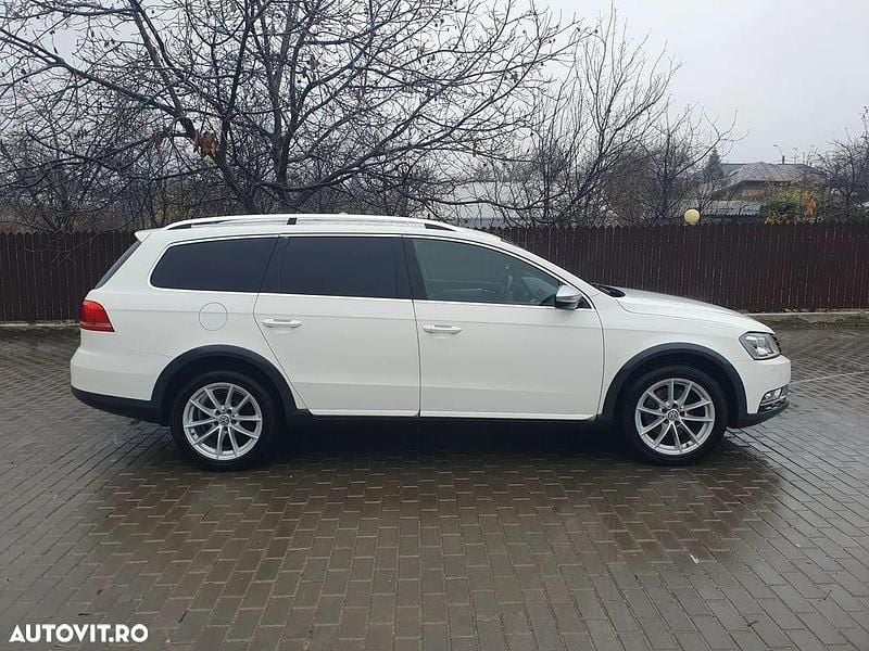 Culoarealb Second-hand 2013 VW Passat Alltrack Break | 8.250 EUR (Scump) - Imagine 1/4