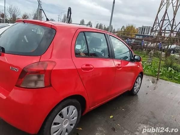 Utilizat 2008 Toyota Yaris Hatchback | 3.550 EUR (Preț OK) - Imagine 1/4