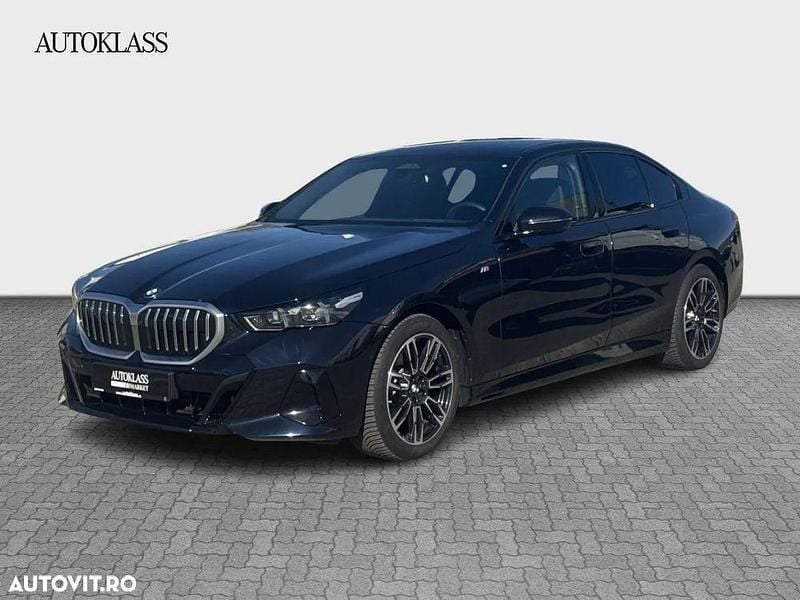 Culoarenegru Utilizat 2024 BMW 520 M Sport Berlinǎ | 60.899 EUR - Imagine 1/4