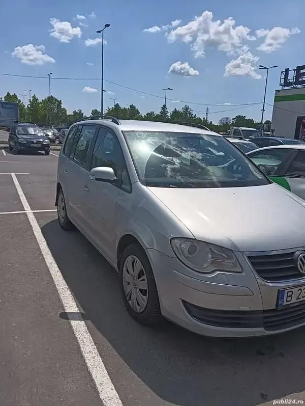 Second-hand VW Touran 103 CP (75 kW) 2008 Gri Monovolum