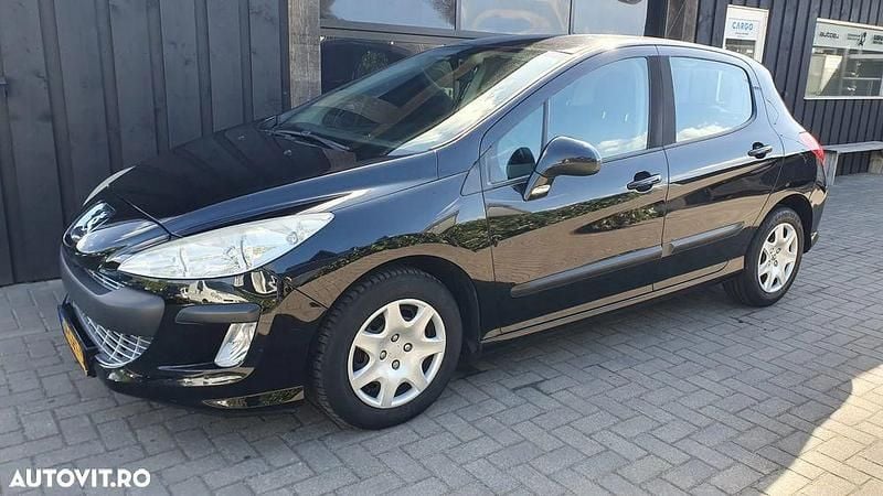 Negru Utilizat 2008 Peugeot 308 Active Hatchback | 2.490 EUR (Preț OK) - Imagine 1/4