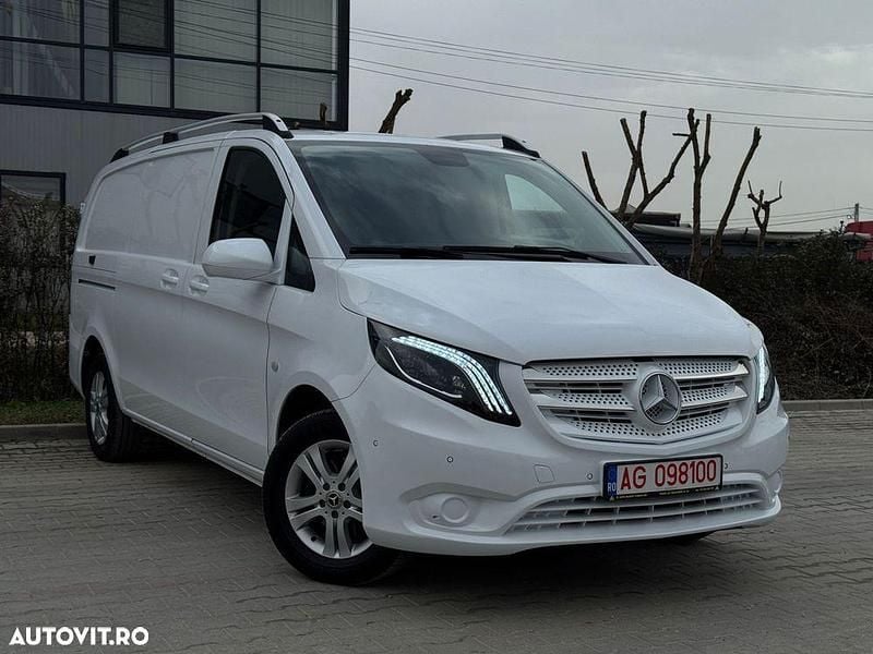 Culoarealb Utilizat 2024 Mercedes Vito Van | 25.500 EUR (Super Preț) - Imagine 1/4