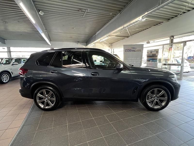 Utilizat 2020 BMW X5 Sport Line SUV | 50.895 EUR (Preț OK) - Imagine 1/1