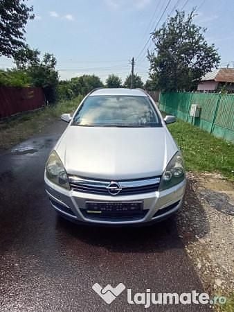 Utilizat 2005 Opel Astra Break | 3.000 EUR - Imagine 1/4