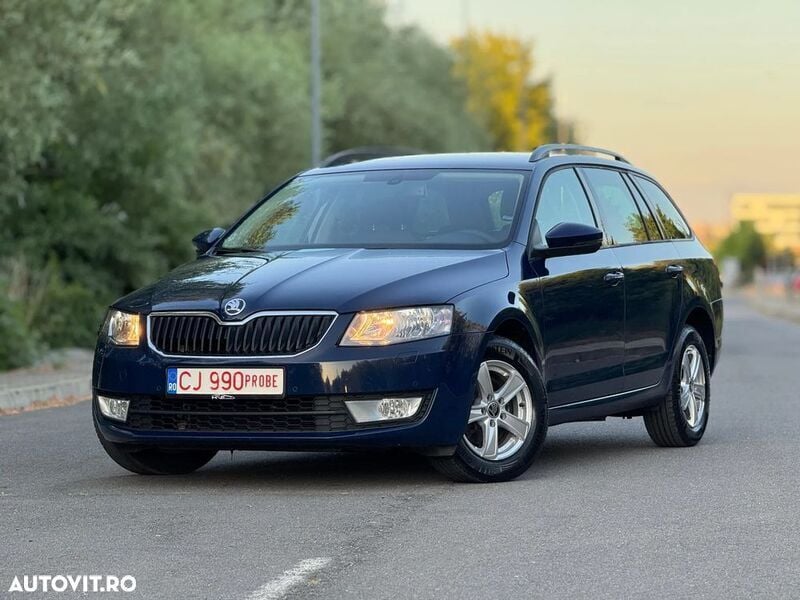 Albastru Utilizat 2013 Skoda Octavia Business Line Break | 6.499 EUR (Puțin scump) - Imagine 1/4