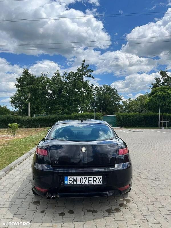 Second-hand Alfa Romeo GT 150 CP (110 kW) 2008 Culoarenegru Coupe