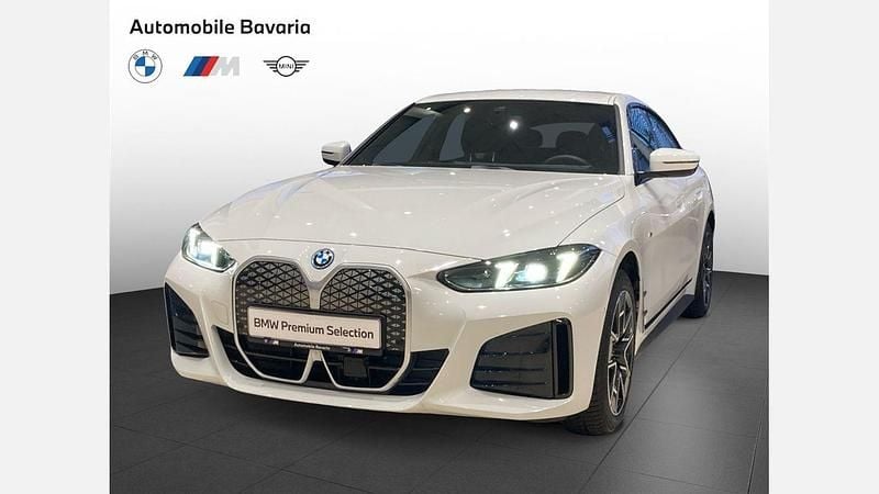 Alb alpine Second-hand 2025 BMW i4 Comfort Edition Berlinǎ | 39.664 EUR (Preț OK) - Imagine 1/4