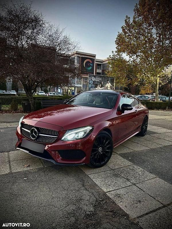 Culoarerosu Utilizat 2016 Mercedes C250 AMG line Coupe | 22.500 EUR (Puțin scump) - Imagine 1/4