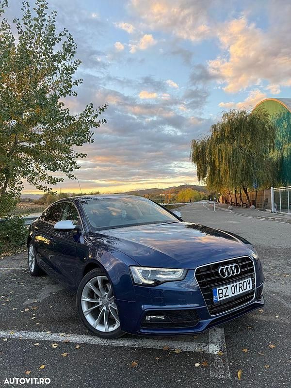 Culoarealbastru Utilizat 2013 Audi A5 Sportback Sport Berlinǎ | 11.290 EUR (Puțin scump) - Imagine 1/4