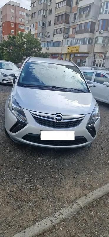 Second-hand Opel Zafira Tourer 110 CP (80 kW) 2012 Gri Monovolum