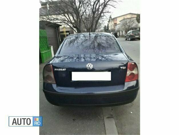 Second-hand VW Passat 101 CP (74 kW) 2002 Albastru Berlinǎ