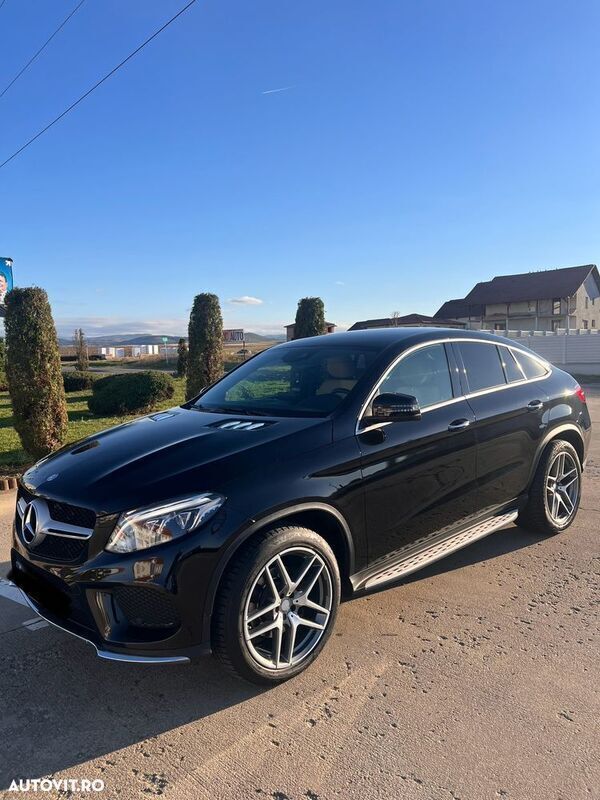 Negru Utilizat 2016 Mercedes GLE350 SUV | 31.500 EUR (Preț bun) - Imagine 1/4
