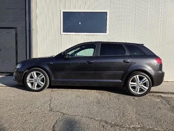 Second-hand Audi A3 160 CP (117 kW) 2010 Gri Hatchback