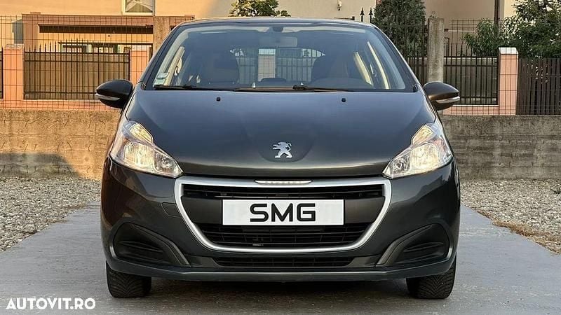 Second-hand Peugeot 208 Allure 82 CP (60 kW) 2016 Gri Hatchback