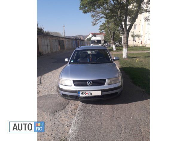 Second-hand VW Passat 125 CP (91 kW) 2000 Albastru Break
