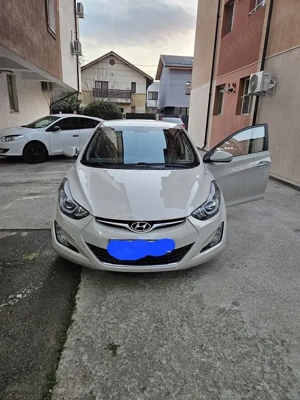 Utilizat 2015 Hyundai Elantra Berlinǎ | 9.350 EUR (Preț OK) - Imagine 1/4