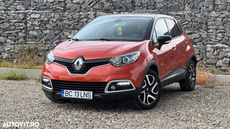 Portocaliu Utilizat 2015 Renault Captur XMOD SUV | 9.250 EUR (Preț OK) - Imagine 1/4