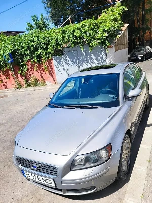 Utilizat 2004 Volvo S40 Berlinǎ | 2.700 EUR - Imagine 1/4