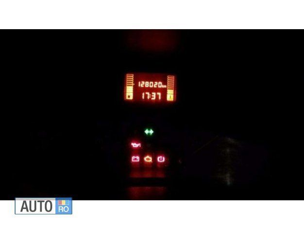 Alb Utilizat 2011 Dacia Logan Berlinǎ | 2.800 EUR (Preț OK) - Imagine 1/4