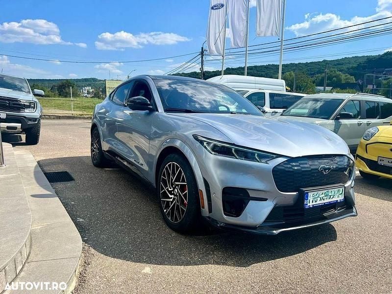 Second-hand Ford Mustang Mach-E 358 kW (487 CP) 2022 Culoarealbastru SUV