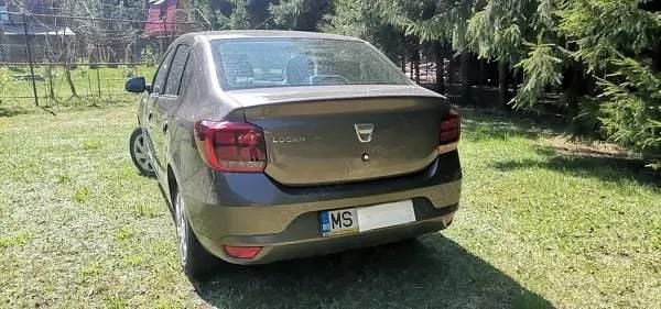 Utilizat 2018 Dacia Logan Berlinǎ | 6.500 EUR (Preț bun) - Imagine 1/3