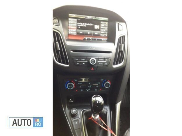 Second-hand Ford Focus 120 CP (88 kW) 2016 Gri Berlinǎ