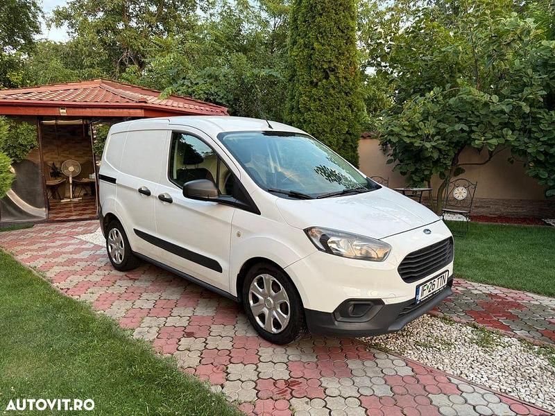 Culoarealb Utilizat 2019 Ford Courier Monovolum | 6.350 EUR - Imagine 1/4