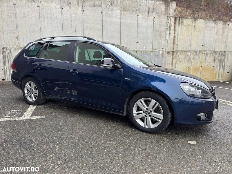 Second-hand VW Golf VII 140 CP (102 kW) 2013 Culoarealbastru Break