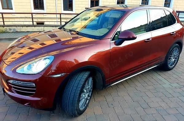 Rosu Utilizat 2013 Porsche Cayenne SUV | 23.900 EUR (Preț OK) - Imagine 1/4