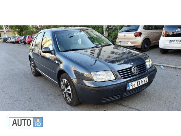 Gri Utilizat 2002 VW Bora Berlinǎ | 1.400 EUR - Imagine 1/4