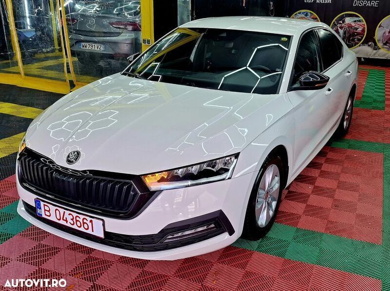 Alb Utilizat 2022 Skoda Octavia Style Berlinǎ | 17.350 EUR (Preț OK) - Imagine 1/4