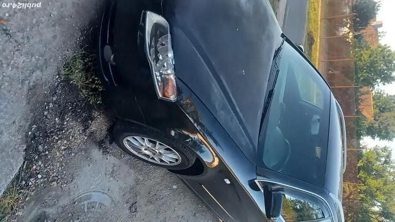 Utilizat 2006 Audi A4 Break | 2.380 EUR (Preț bun) - Imagine 1/4