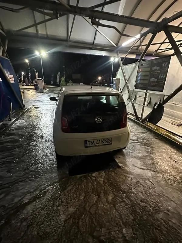 Second-hand VW up! 60 CP (44 kW) 2015 Hatchback