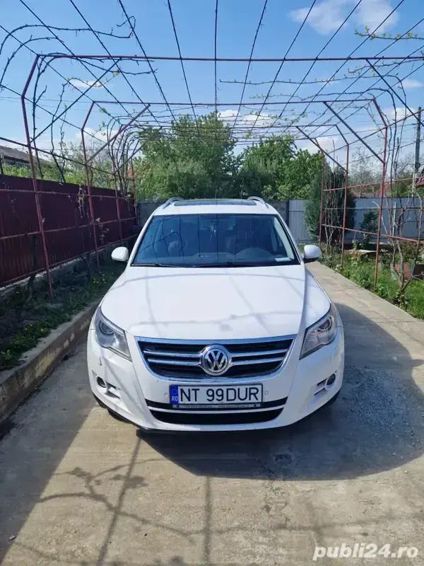 Utilizat 2009 VW Tiguan SUV | 6.900 EUR - Imagine 1/4
