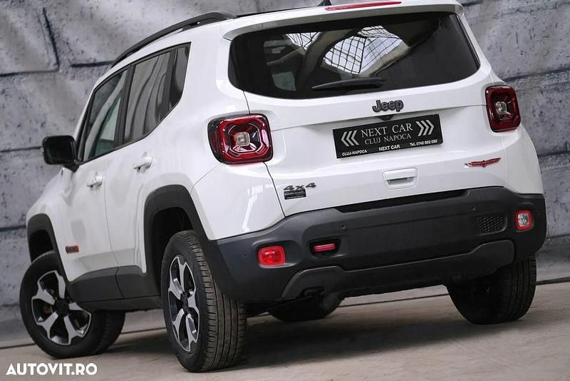 Second-hand Jeep Renegade Trailhawk 170 CP (125 kW) 2020 Culoarealb SUV