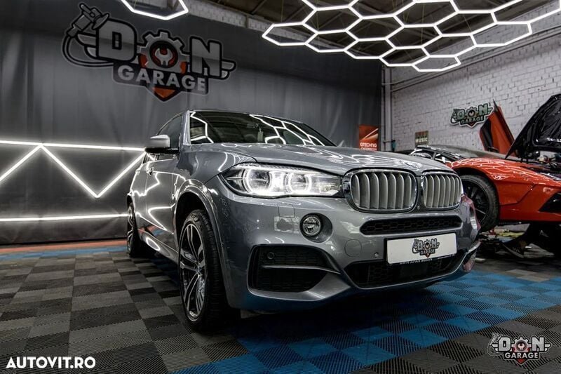 Gri Utilizat 2017 BMW X5 M SUV | 26.000 EUR - Imagine 1/4