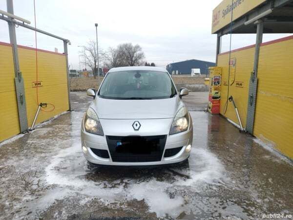 Utilizat 2010 Renault Scénic III Monovolum | 4.000 EUR (Preț OK) - Imagine 1/4