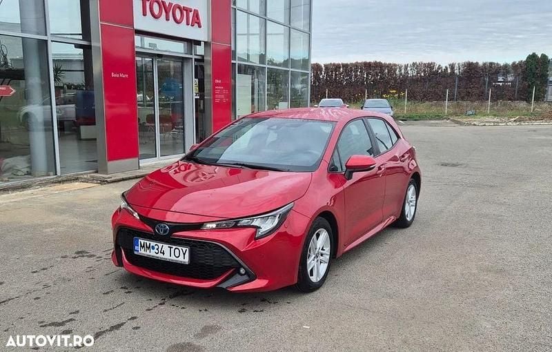Culoarerosu Utilizat 2022 Toyota Corolla Hatchback | 20.990 EUR - Imagine 1/4