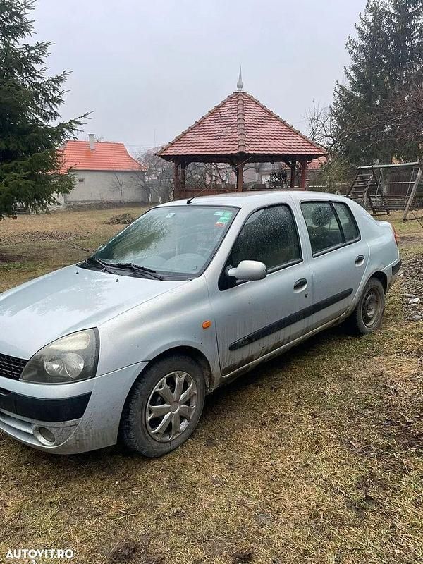 Culoareargint Utilizat 2004 Renault Clio II Berlinǎ | 999 EUR (Preț bun) - Imagine 1/4