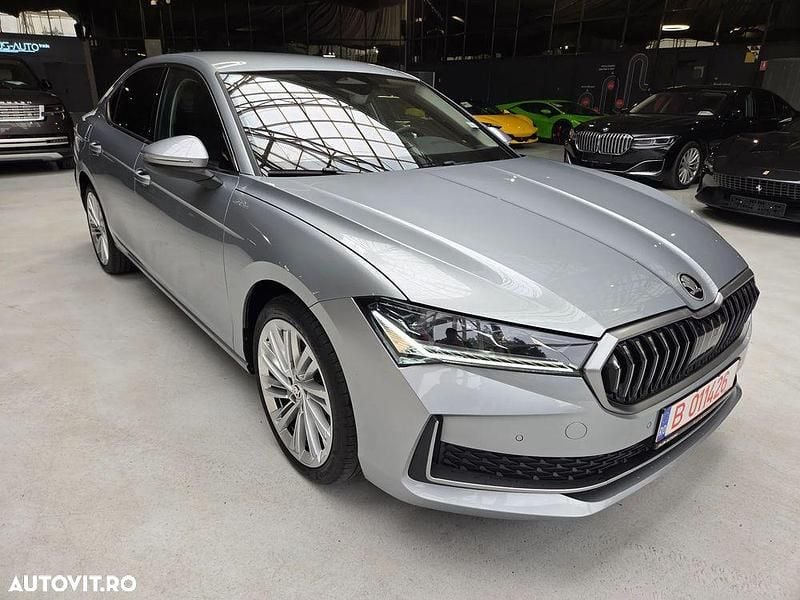 Culoareargint Second-hand 2024 Skoda Superb LAURIN & KLEMENT Berlinǎ | 45.920 EUR - Imagine 1/4