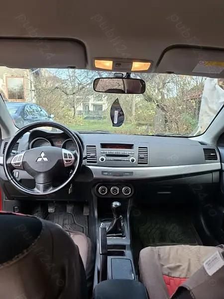 Second-hand Mitsubishi Lancer Invite 143 CP (105 kW) 2010 Rosu Hatchback