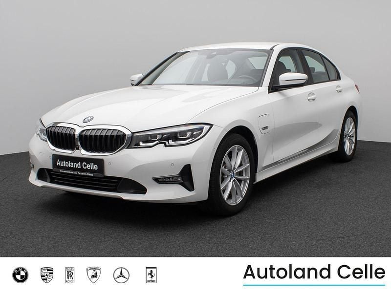 Utilizat 2022 BMW 320 | 32.350 EUR - Imagine 1/1