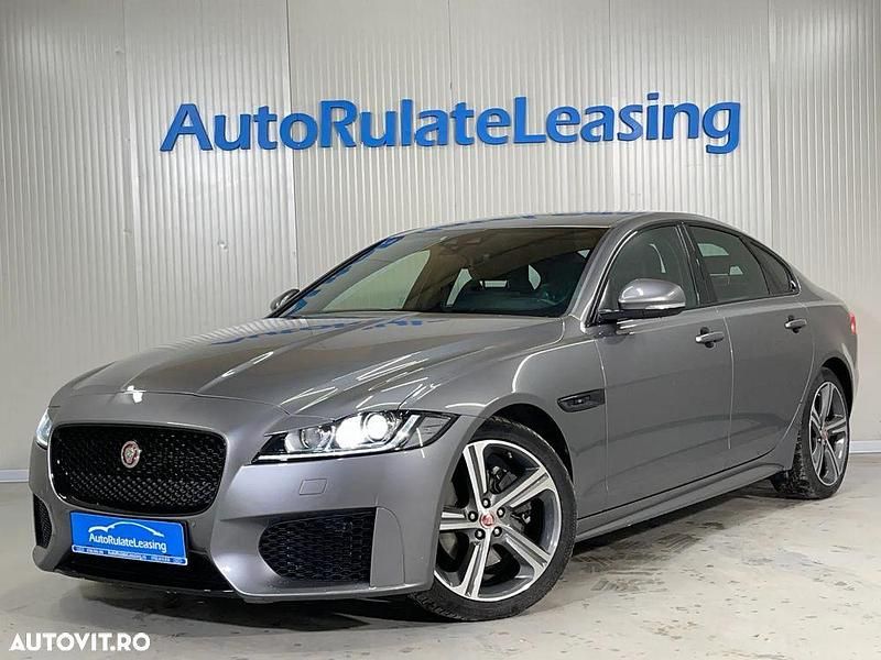 Culoaregri Utilizat 2020 Jaguar XF Chequered Flag Berlinǎ | 19.490 EUR (Preț OK) - Imagine 1/4
