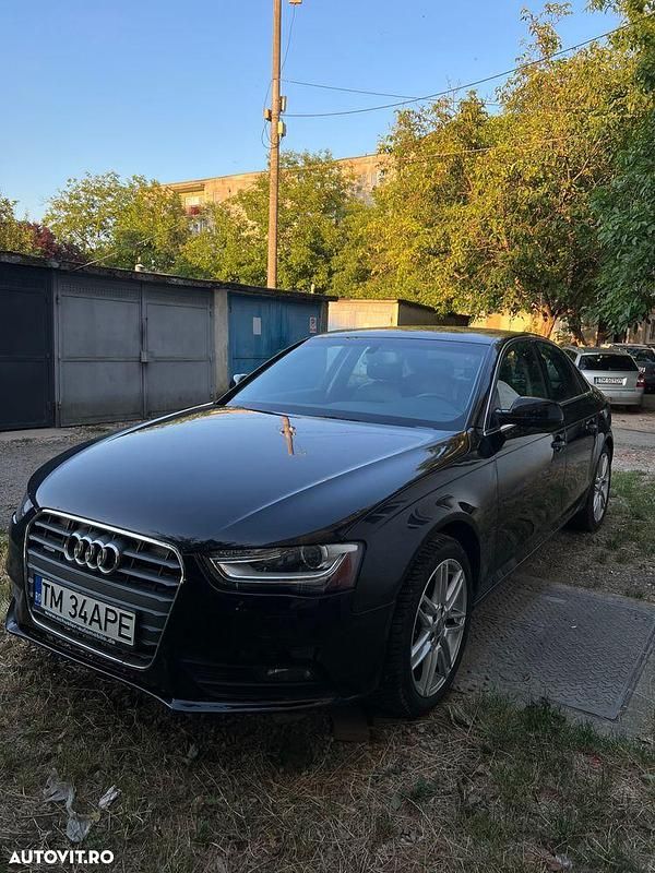 Negru Utilizat 2013 Audi A4 Berlinǎ | 10.500 EUR (Preț OK) - Imagine 1/4