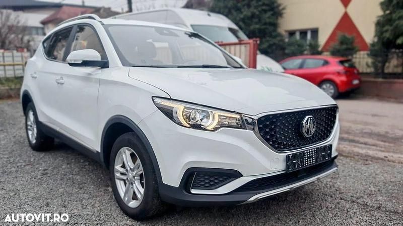 Second-hand MG ZS Comfort 105 kW (143 CP) 2020 Culoarealb SUV